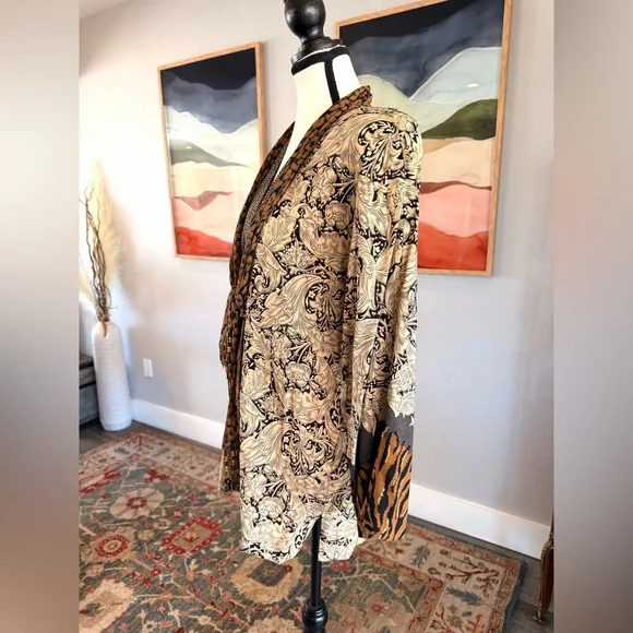 Carole Little Tan and Black Patterned Mixed Jacket - Picture 5 of 9